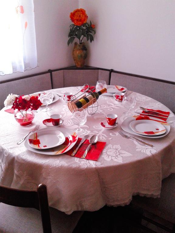Apartment Trsina Rakalj Luaran gambar