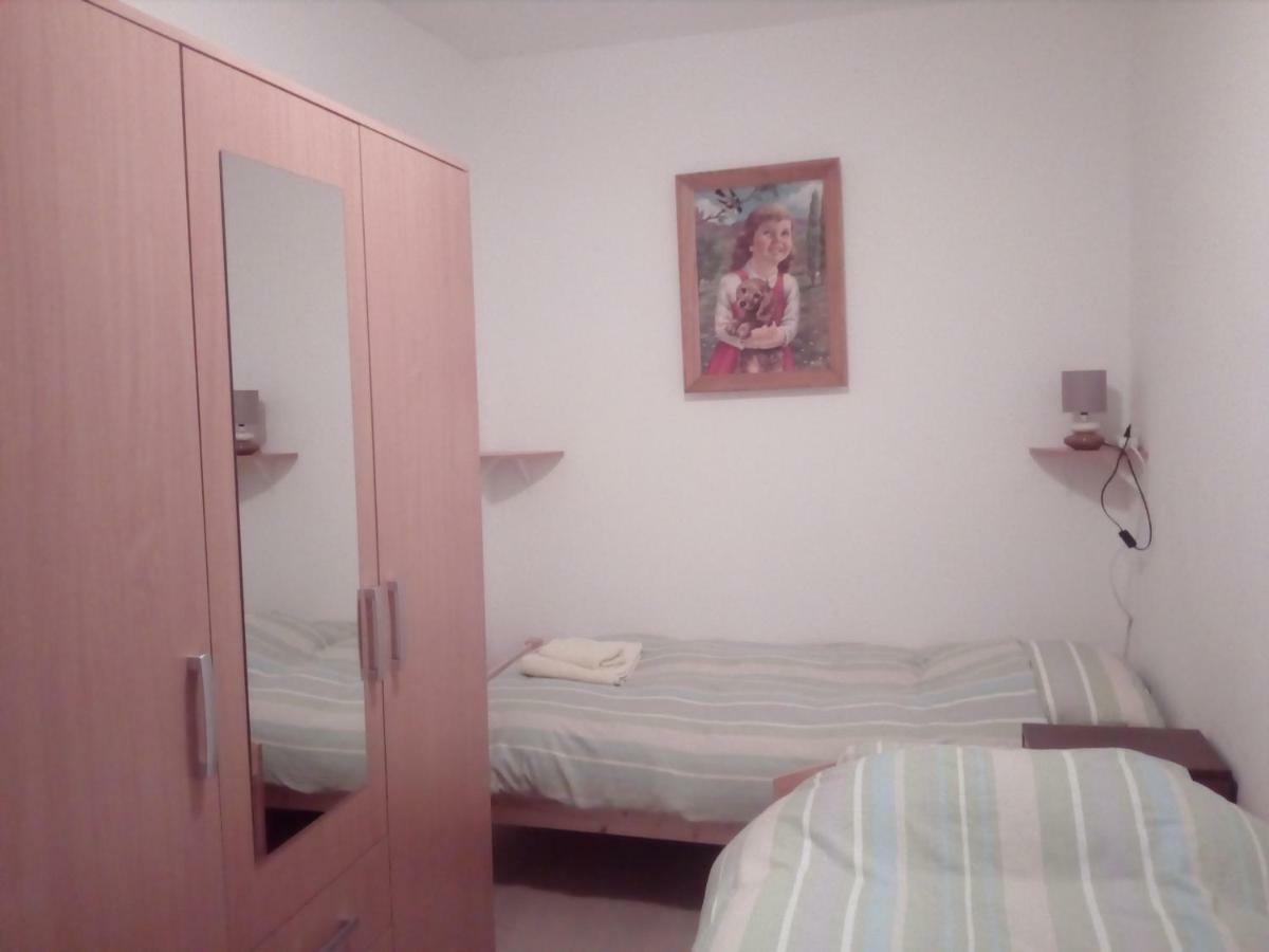Apartment Trsina Rakalj Luaran gambar
